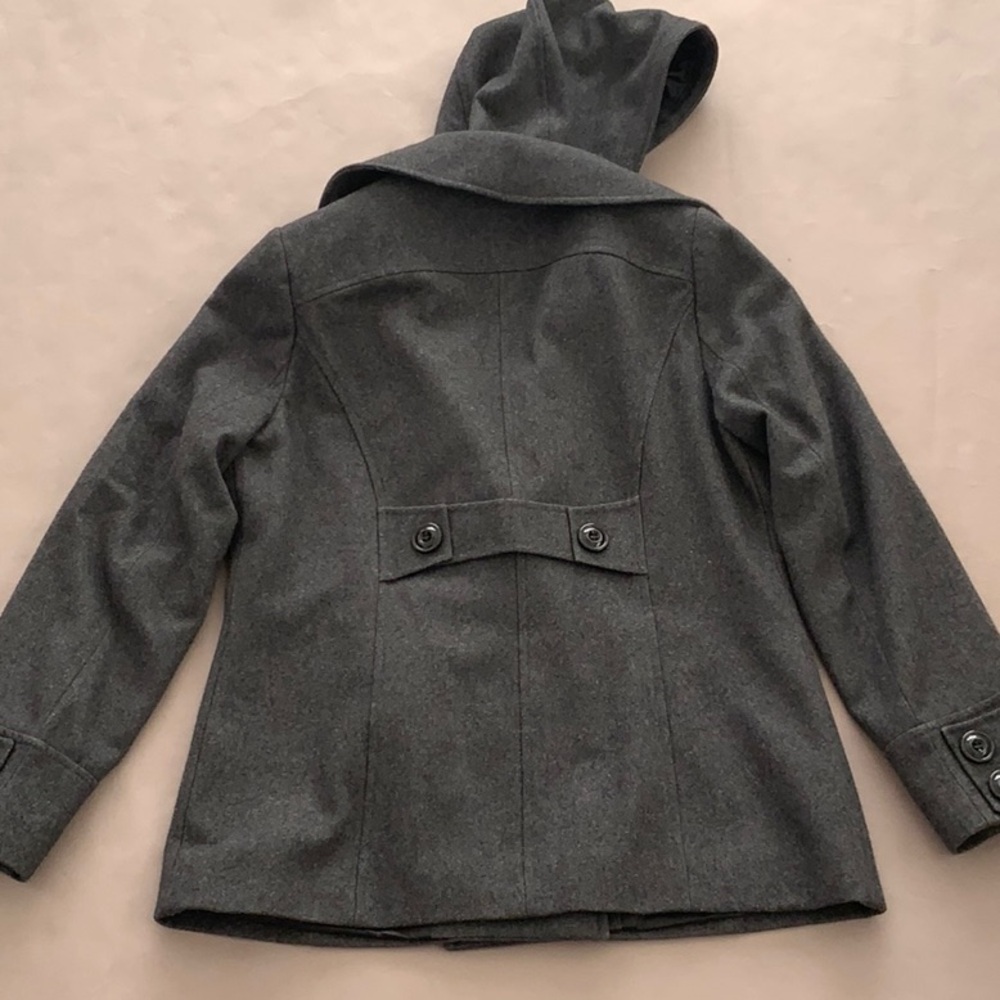 Wool coat - Picture 3 of 7